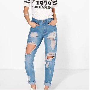 Distressed high waisted boohoo boyfriend jeans